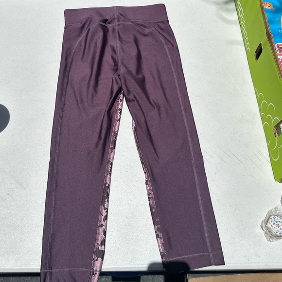 Under Armour leggings - Picture 2 of 3